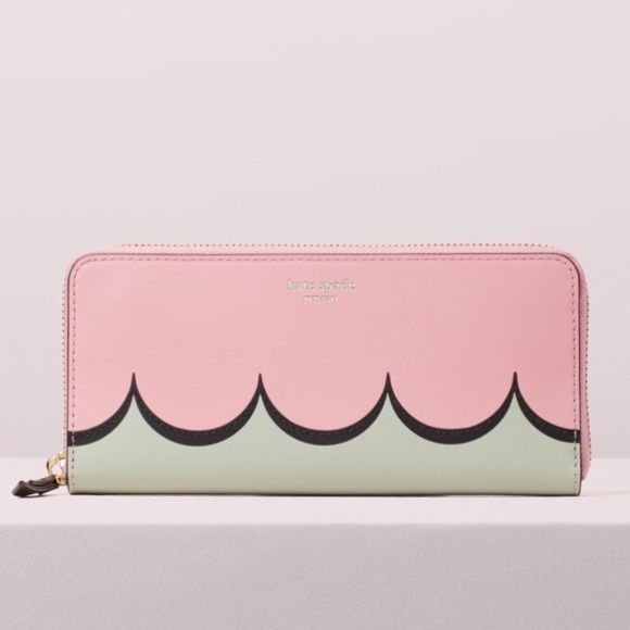 ♠️Kate Spade♠️ Wallet - Picture 1 of 6